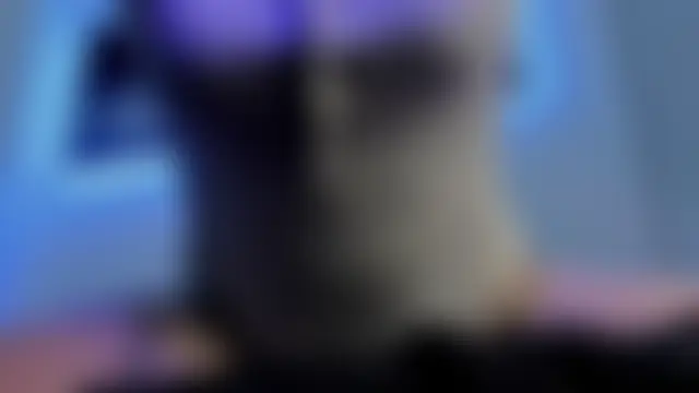 Dark_Moni élő chatszobája