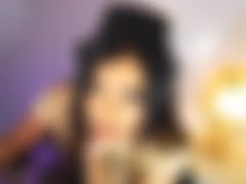Show modela MajesticKitana na web-kameri