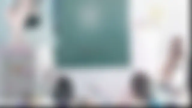 _Math_: διαδικτυακό σόου στην κάμερα