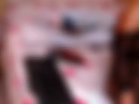Sala de chat ao vivo de MatureNesh
