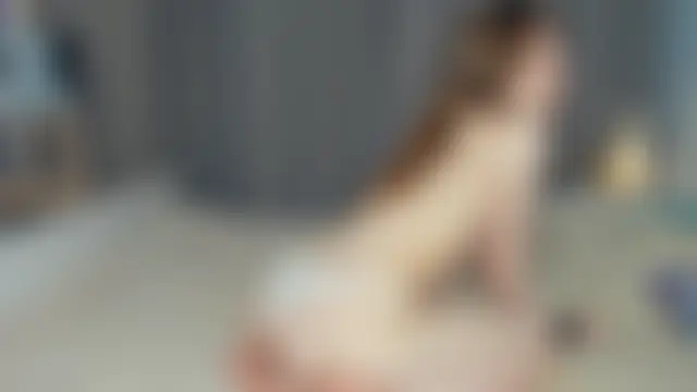 LavenderMitten 网络视讯表演
