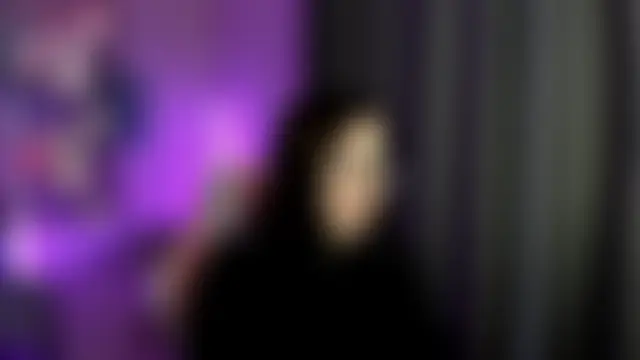 Pokazy przed seks kamerką na żywo – KellyMilton