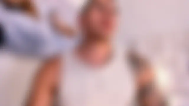 MassimoCo_ Adlı Modelin Canlı Seks Kamerası  Şovu