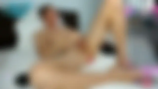 Show sexual ao vivo de Smallnipples