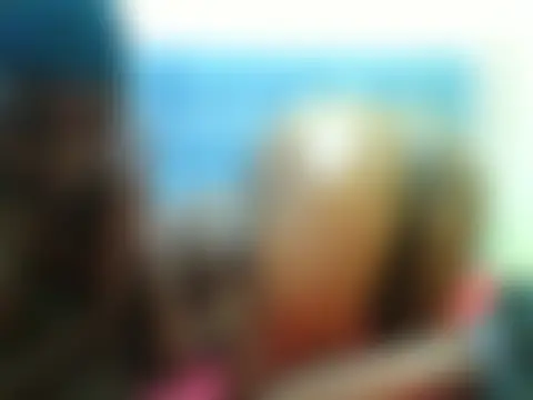 VioletAura Show in webcam