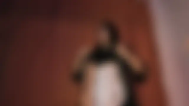 SaraDiamondss' Live Chat Room