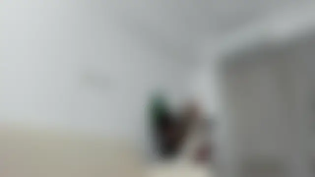 EmeraldKatt live sex-cam show