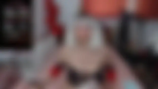 MilfDolores 现场XXX聊天