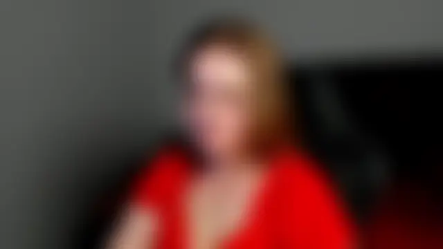 Show modela EllaBells na web-kameri