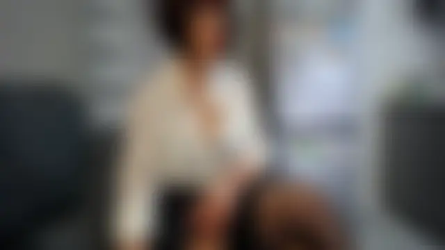 Sembang XXX Secara Langsung Hot-Tina