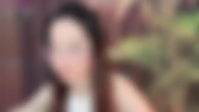 77-Vicky Adlı Modelin Canlı XXX Sohbeti