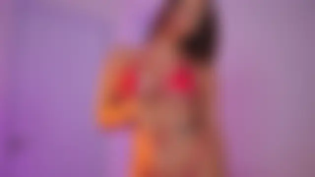 Aisha_Bee's Live Chat Room