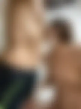 Chat soba uživo modela HONMONOHUUHU