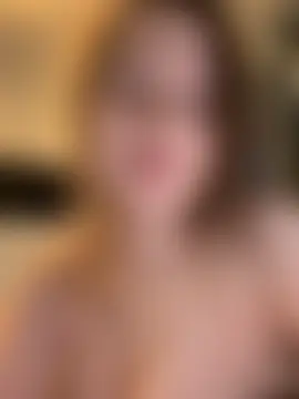 Show de cámara de sexo en directo de HornyGirlH