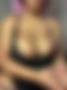 YellowHoneyDip Show in webcam