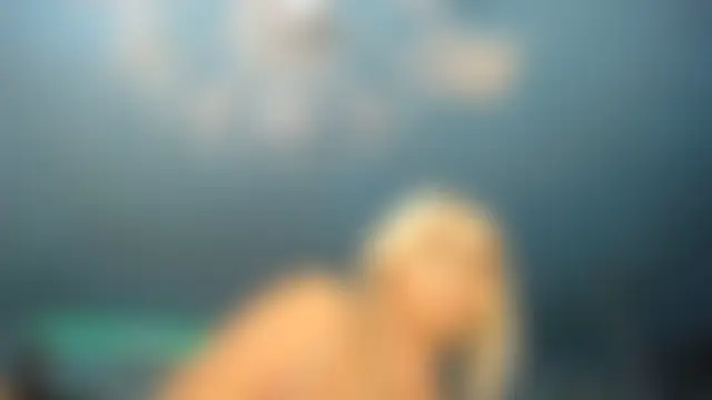 ADRIANNA_FOX's Live Chat Room