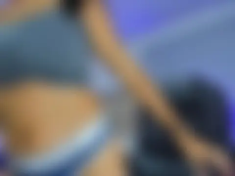 marilyn_luna élő chatszobája