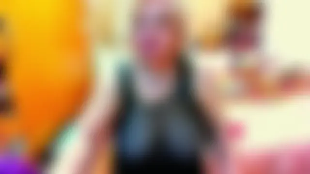 Chat soba uživo modela Angelahotxxx