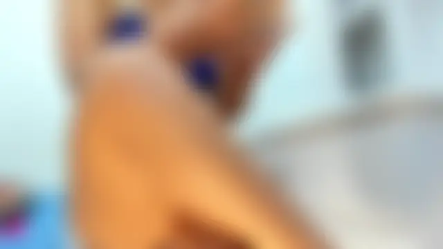 Pokój czatu na żywo – Ms_lunaRose