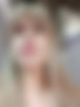 NinaVerse: δωμάτιο απευθείας συνομιλίας