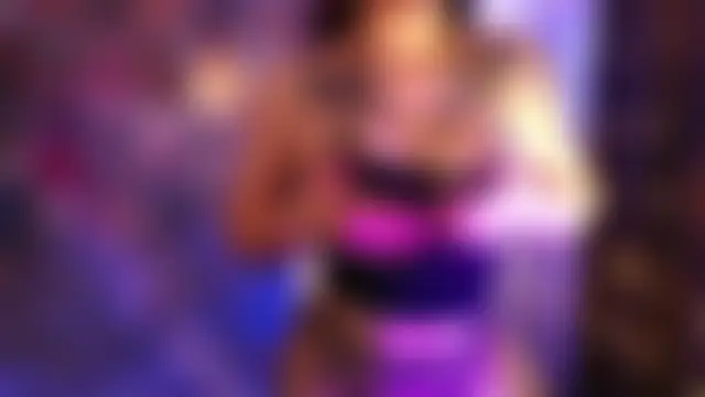 غرفة دردشة luna_limerencee المباشرة