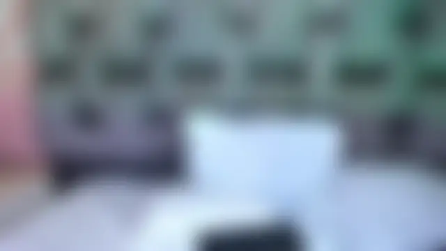 Seks show uživo modela nahomyrusell na kameri