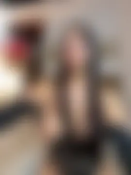 Bombshell_Rebbecca 在線直播表演