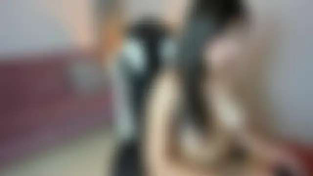 Lunaa_XXX 现场聊天室