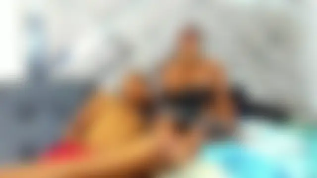EvaxEmma: διαδικτυακό σόου στην κάμερα