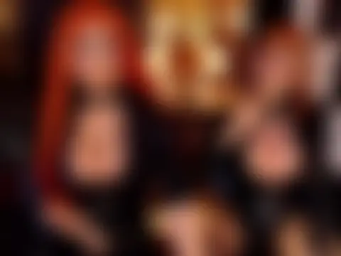 Show modela MonstrousCockDiva na web-kameri