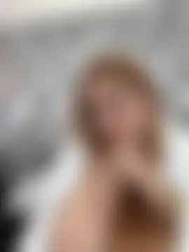 Pokazy przed seks kamerką na żywo – MonzerratBoyer