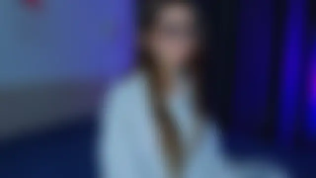 LauraHansil élő chatszobája