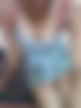 Naughty_Ada élő chatszobája