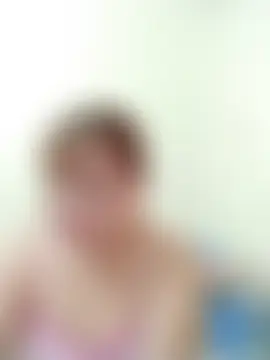 Moubie1 élő chatszobája