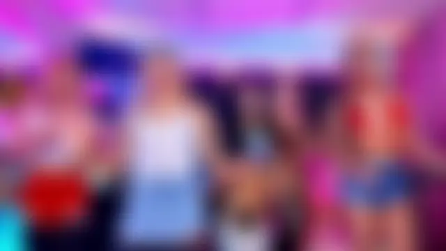 Show de Queens_Wonders_Blonders na webcam