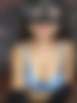 _DesigirlRoshni 即時聊天室
