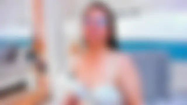Pokój czatu na żywo – VictoriaRousse__