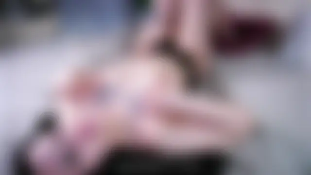 Chat soba uživo modela MelaineCore