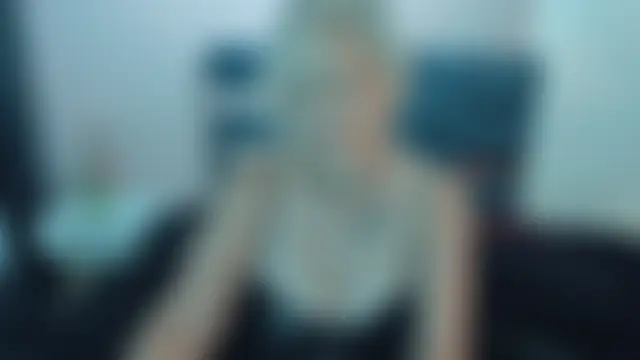 ScarletHoot_ – live sex-cam-show