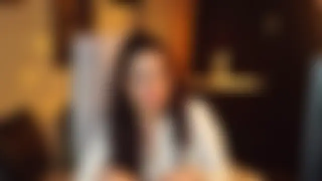AureliaVane Adlı Modelin Canlı XXX Sohbeti