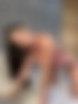 Chat soba uživo modela EllaSanz_