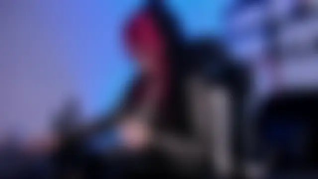 Halley_Ravenn Live chatroom