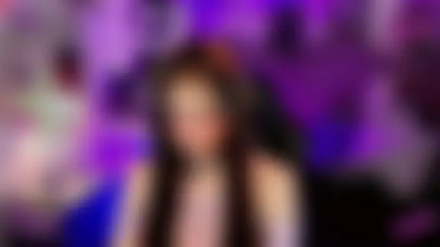 Megaan_Dolll Webcam Show