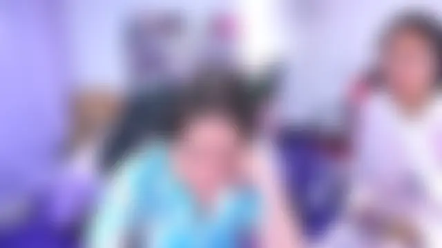 Luna_Analya Adlı Modelin Canlı Sohbet Odası