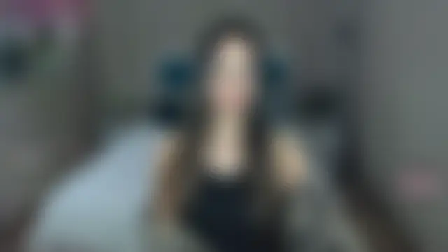 KarolinaHaley Adlı Modelin Canlı Sohbet Odası