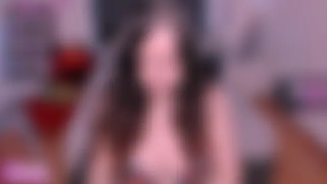 PixelKiss_ Adlı Modelin Canlı Sohbet Odası