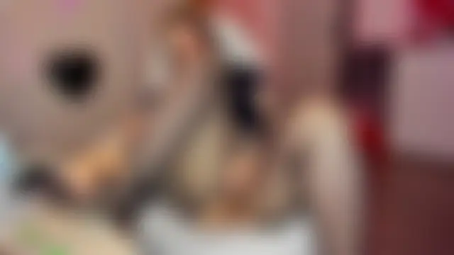 Ophelia_mm Ruang Obrolan Langsung