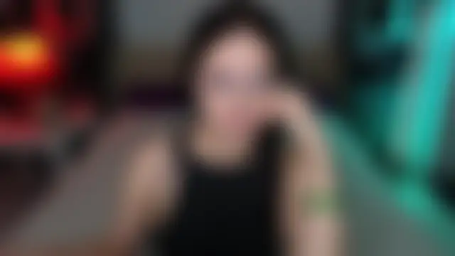 Lila_West Adlı Modelin Canlı XXX Sohbeti