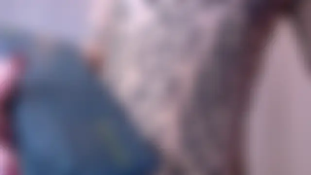 Show modela ZoeyPetit na web-kameri