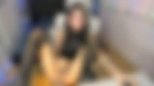 Alexa_therealhorsecockのライブセックスカメラショー